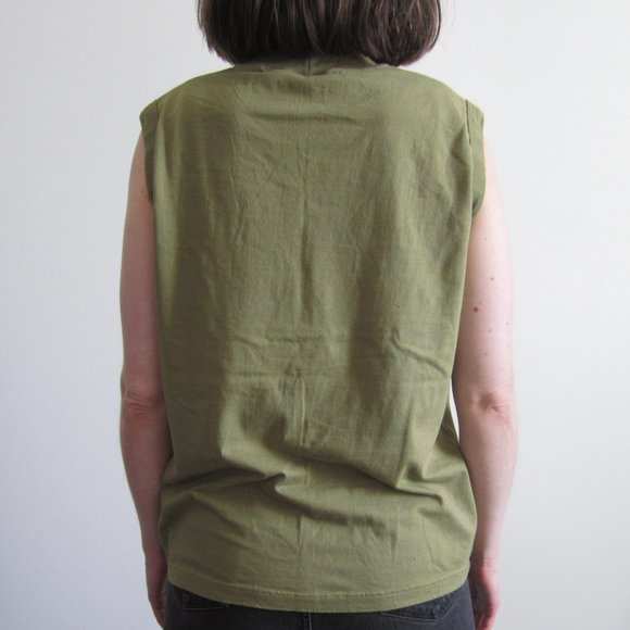 90s Olive green mock neck loose fit muscle tee - Picture 6 of 6